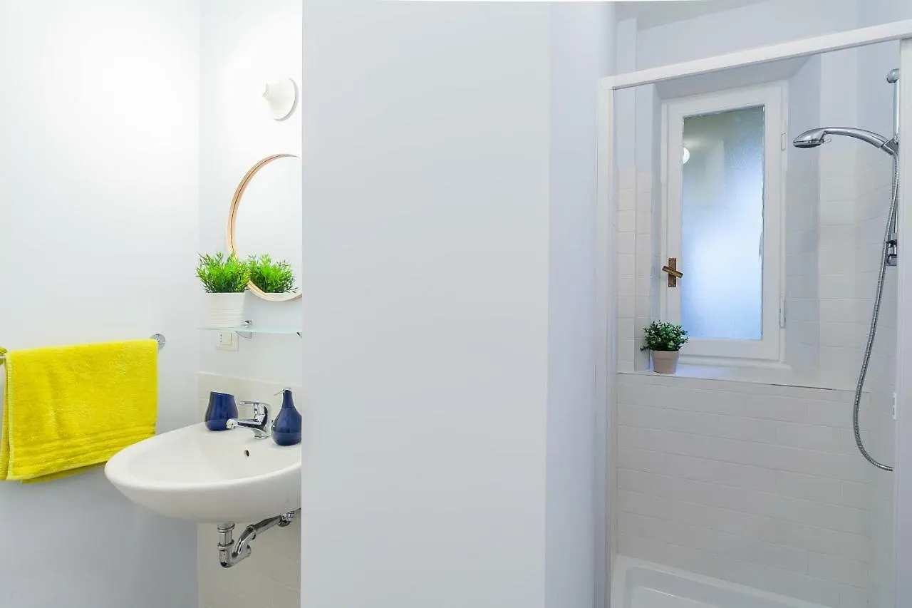 Bed and Breakfast Vino E Vinili Roma