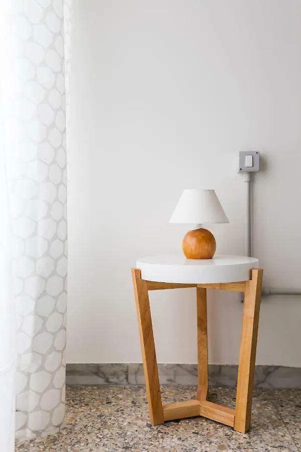 Bed and Breakfast Vino E Vinili Roma